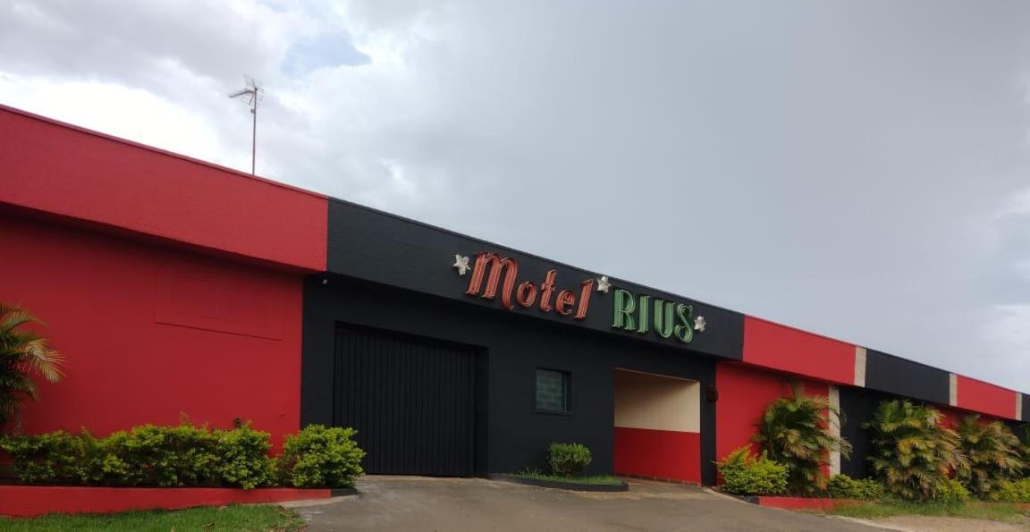 Motel Rius Araras Araras  Bagian luar foto
